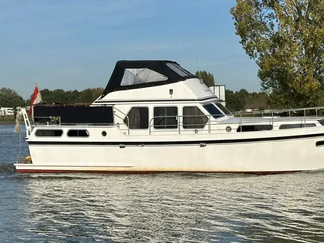 Valkkruiser 11.00 Flybridge