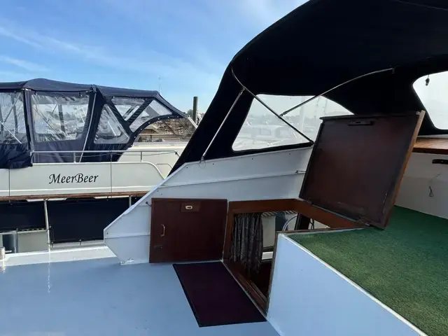 Valkkruiser 11.00 Flybridge