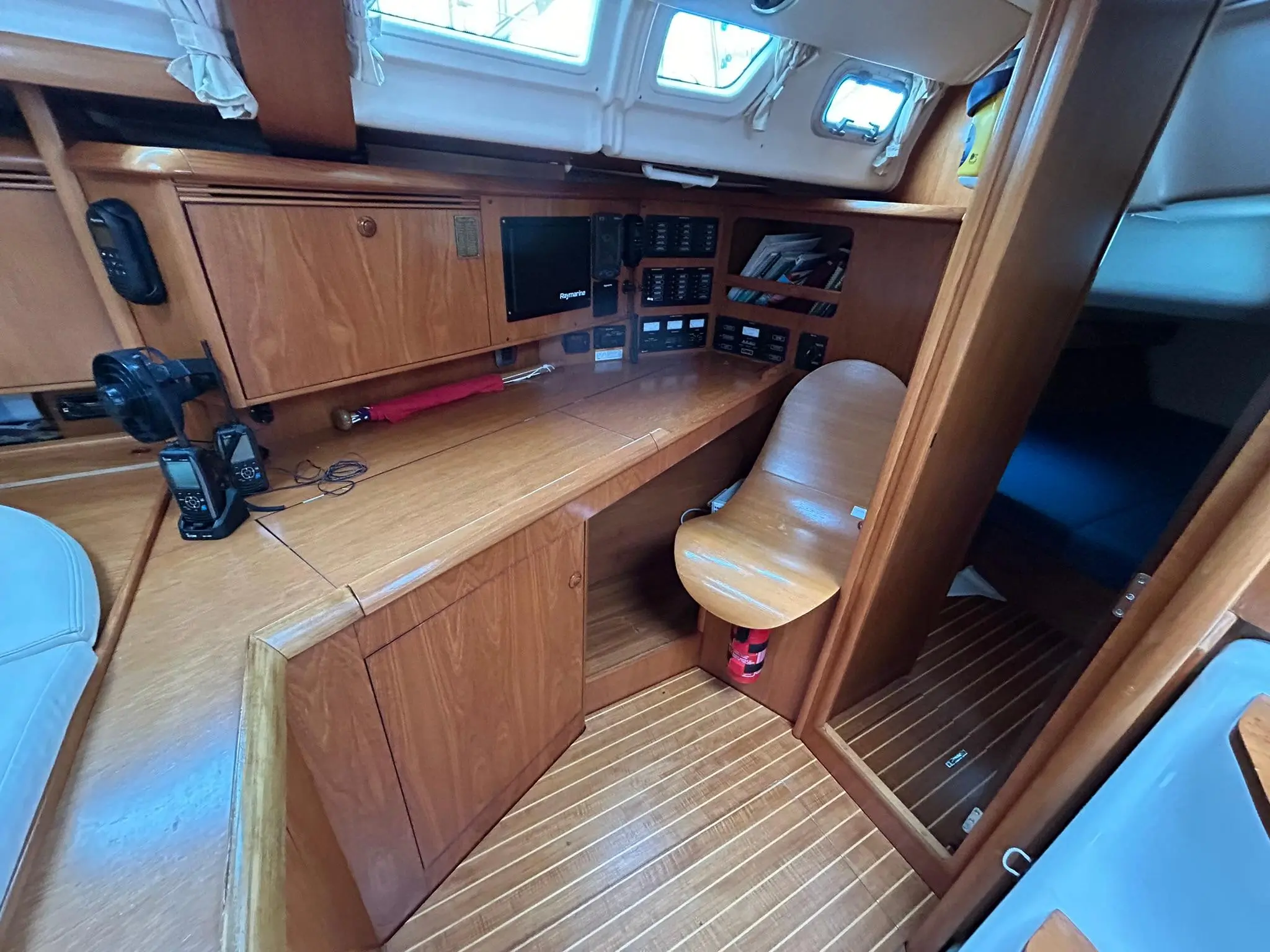 2005 Jeanneau sun odyssey 49