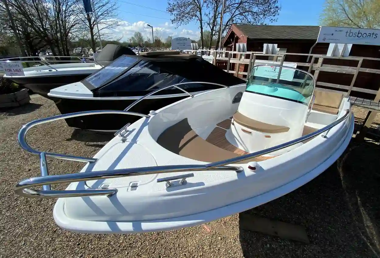 TRIDENTE 550 WA   BOAT ONLY 2021