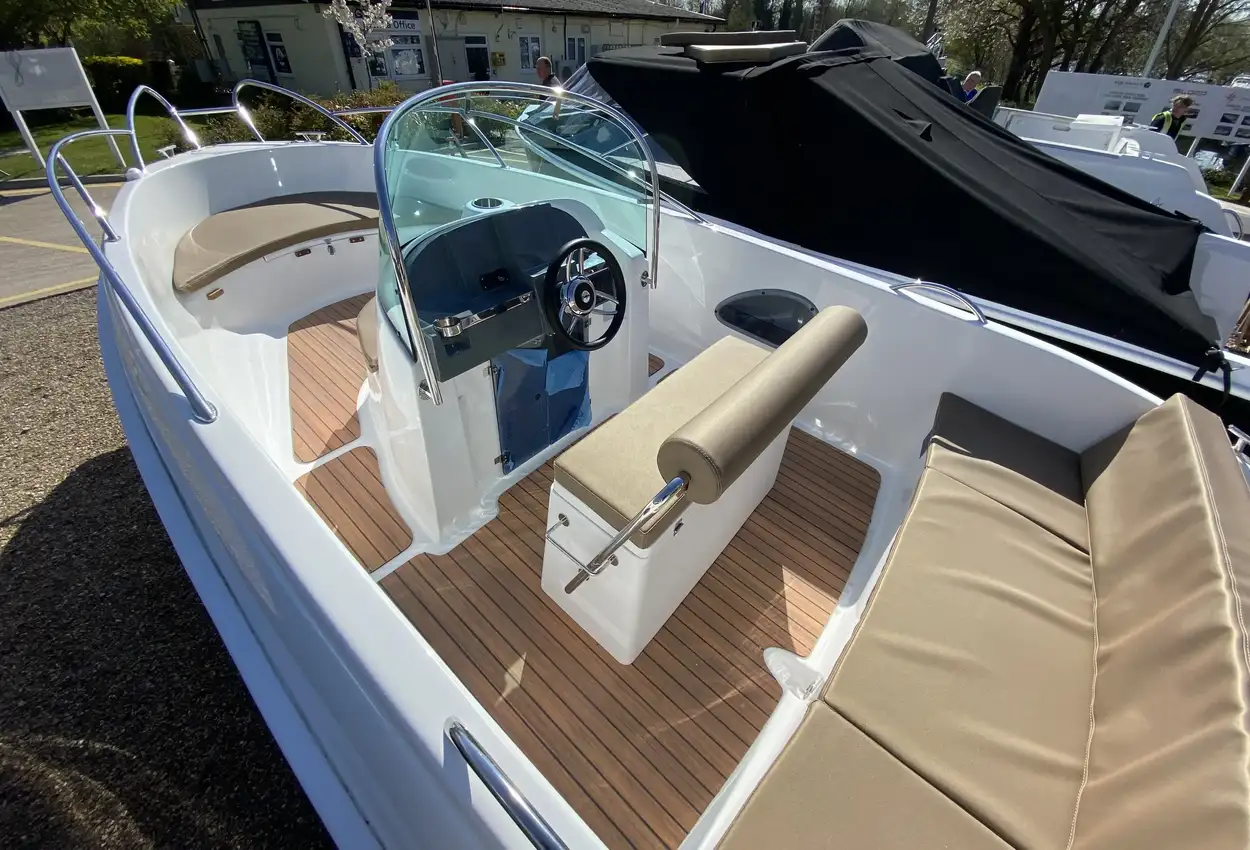 TRIDENTE 550 WA   BOAT ONLY 2021