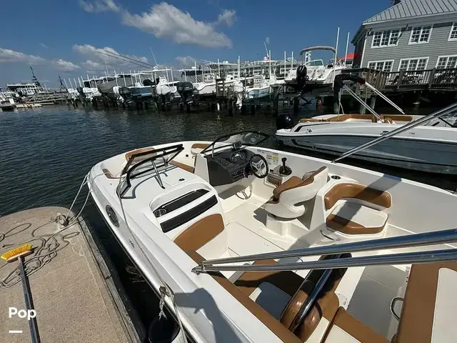 Bayliner VR6 OB