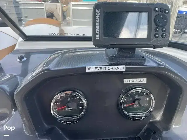 Bayliner VR6 OB