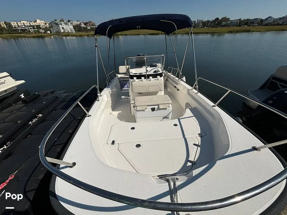 2022 Boston Whaler 170 montauk