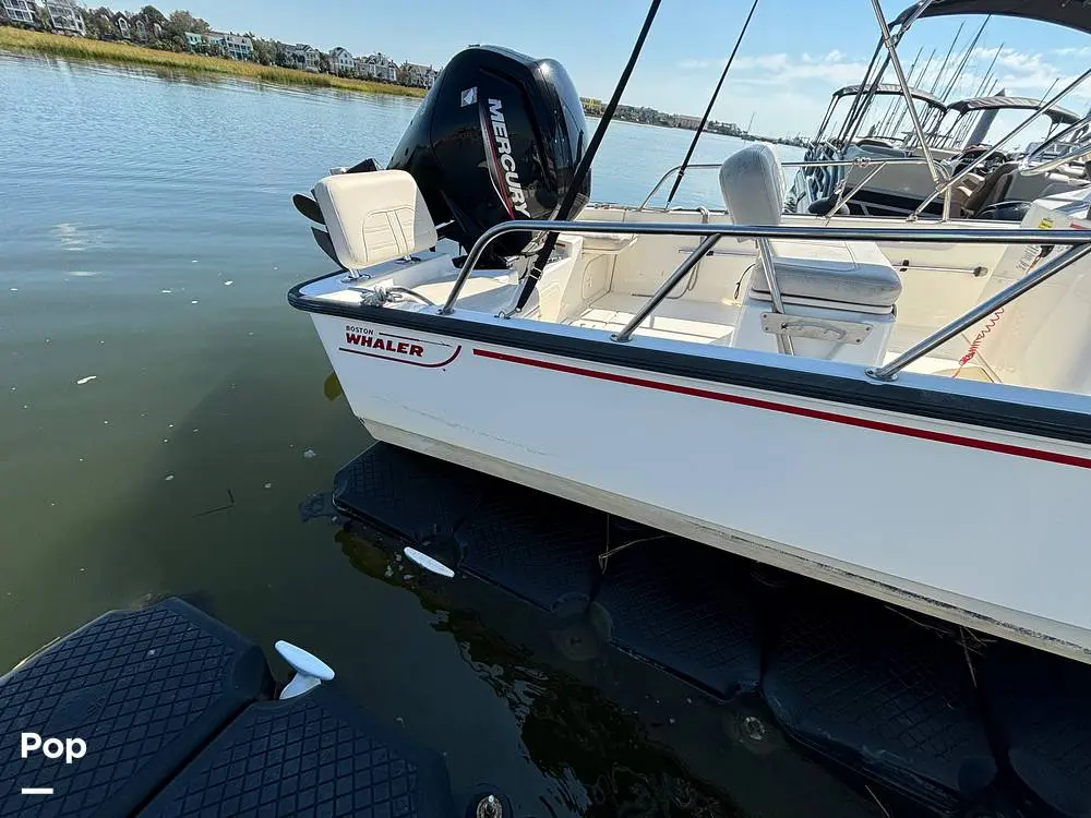 2022 Boston Whaler 170 montauk