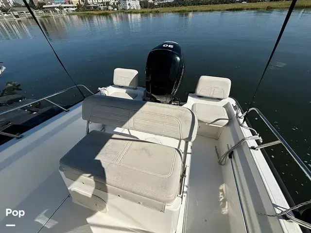 Boston Whaler 170 Montauk