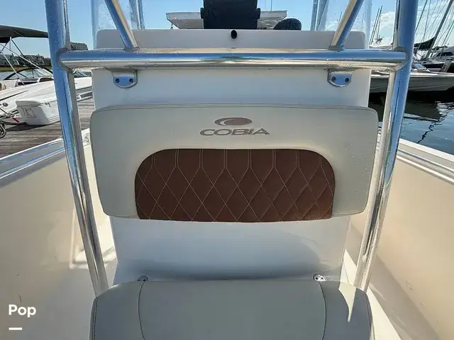 Cobia Boats 237 CC