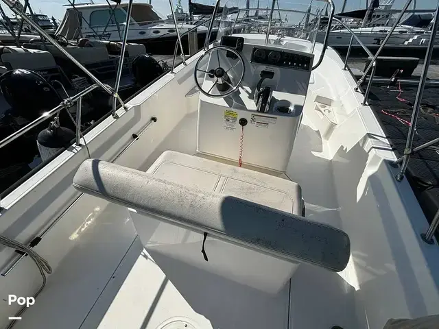 Boston Whaler 170 Montauk