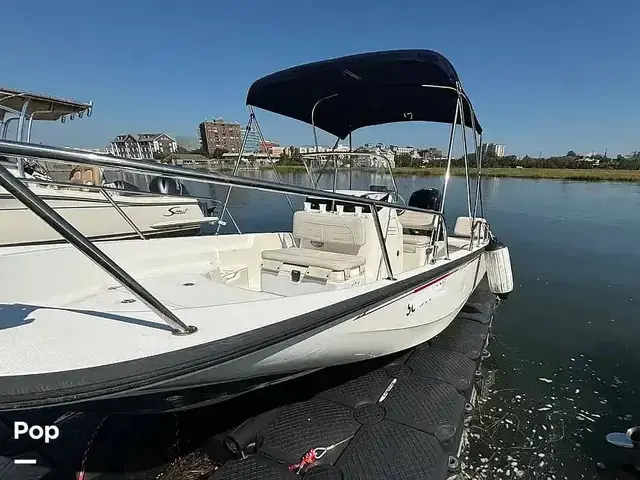 Boston Whaler 170 Montauk