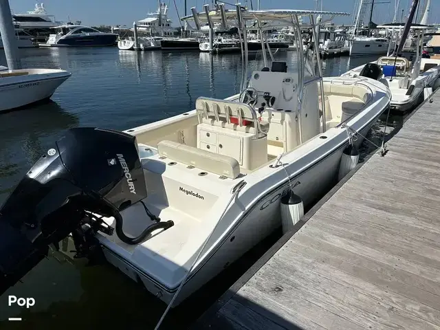 Cobia Boats 237 CC