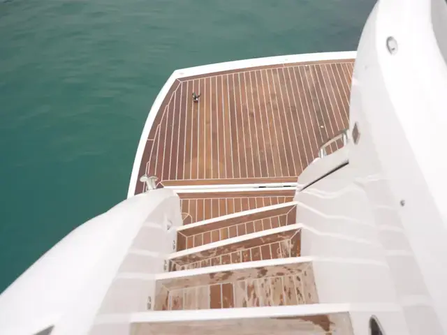 Sunseeker Predator 57