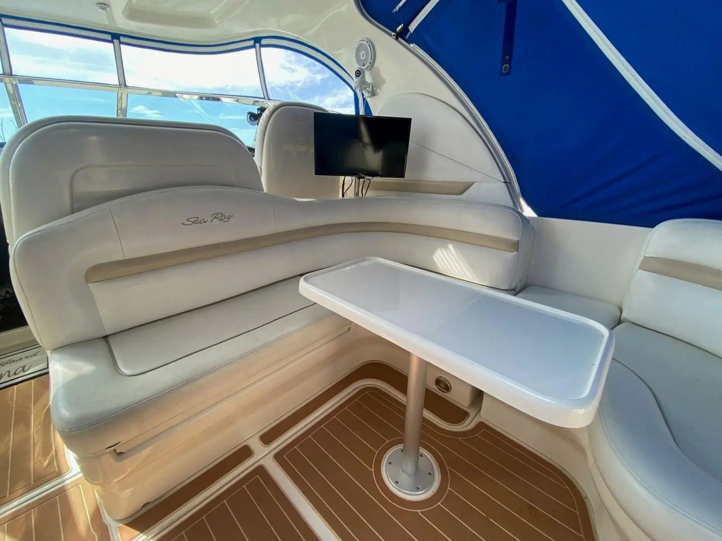 2008 Sea Ray sundancer