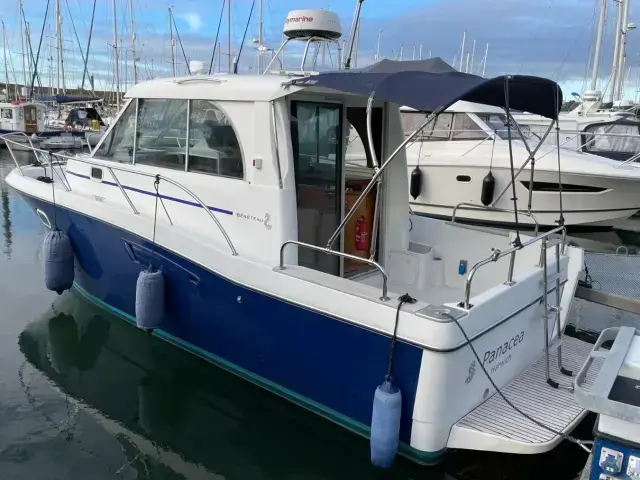 Beneteau Antares 760