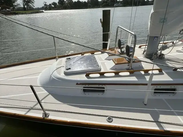 Tartan 37