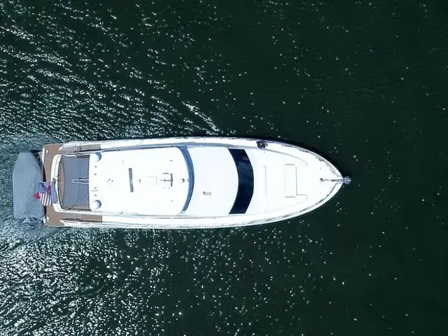 Hatteras 60 Motor Yacht