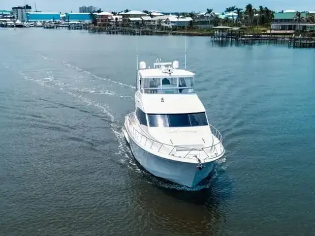 Hatteras 60 Motor Yacht