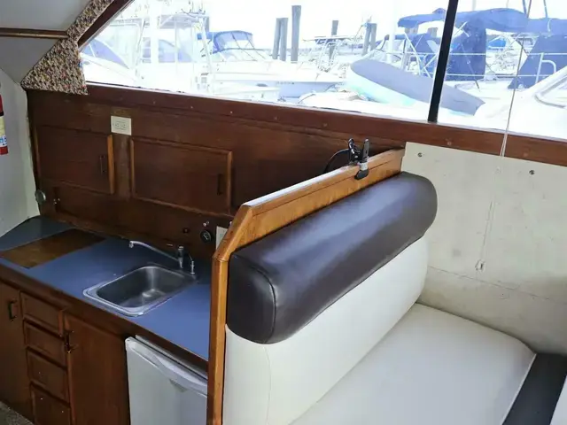 Ocean Yachts 32 Ss