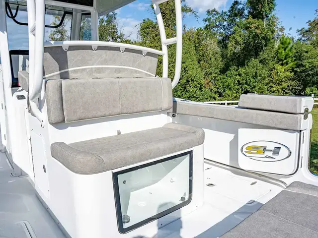 Sea Hunt Boats Gamefish 30 CB