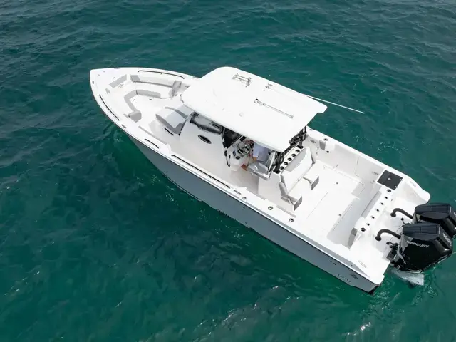 Fountain Powerboats 32 NX