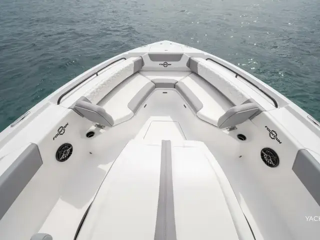 Fountain Powerboats 32 NX