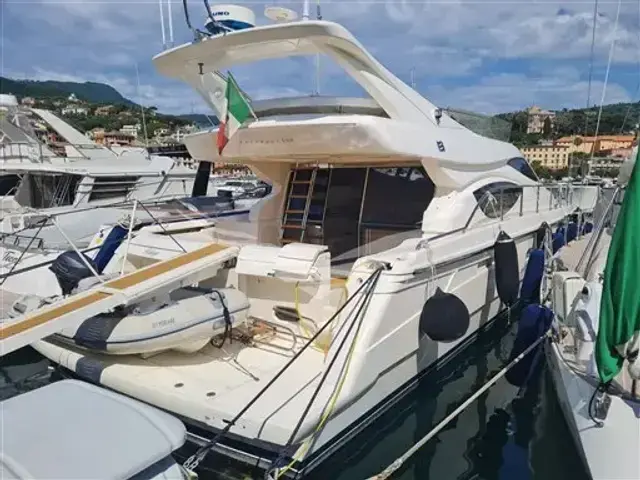 Ferretti Yachts 550