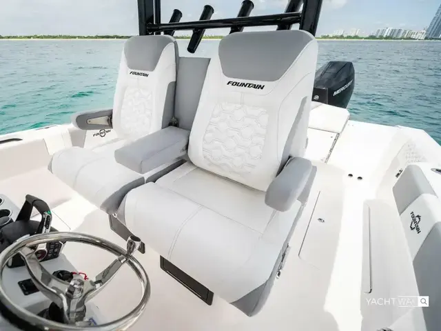 Fountain Powerboats 32 NX