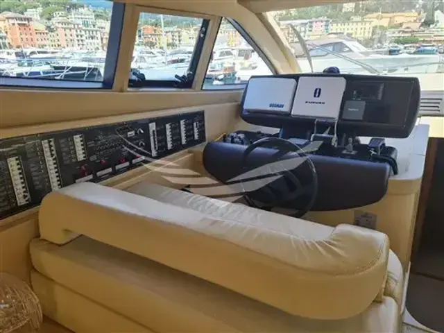 Ferretti Yachts 550