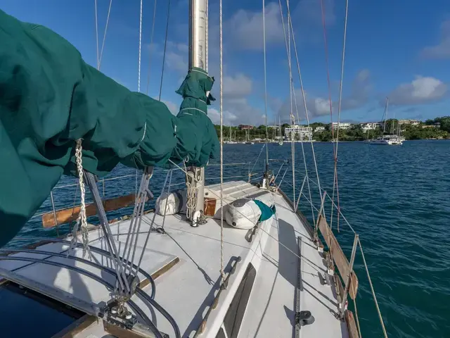 Bruce Roberts Custom Steel Build By Kanter Yachts