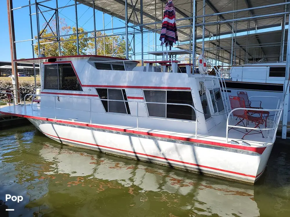 1968 Marinette 34 river cruiser