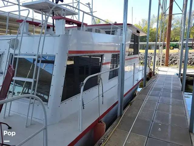 Marinette 34 River Cruiser