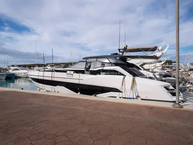 Sunseeker Superhawk 55