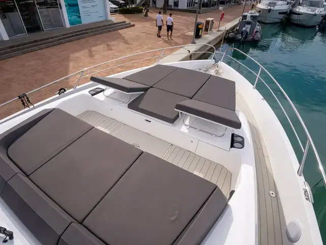 Sunseeker Superhawk 55