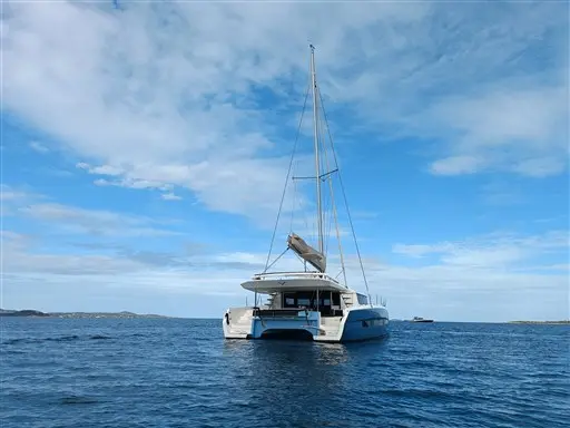 2019 Dufour catamaran 48