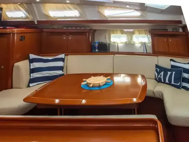 Beneteau Oceanis Clipper 523