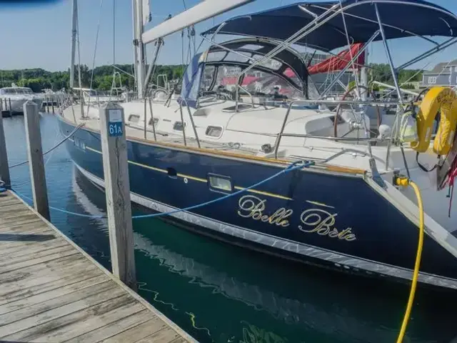 Beneteau Oceanis Clipper 523