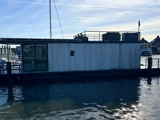 Castalia Evt. Met Koopligplaats 1460 X 500 Special Houseboat