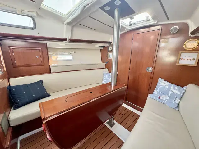 Beneteau Oceanis Clipper 323