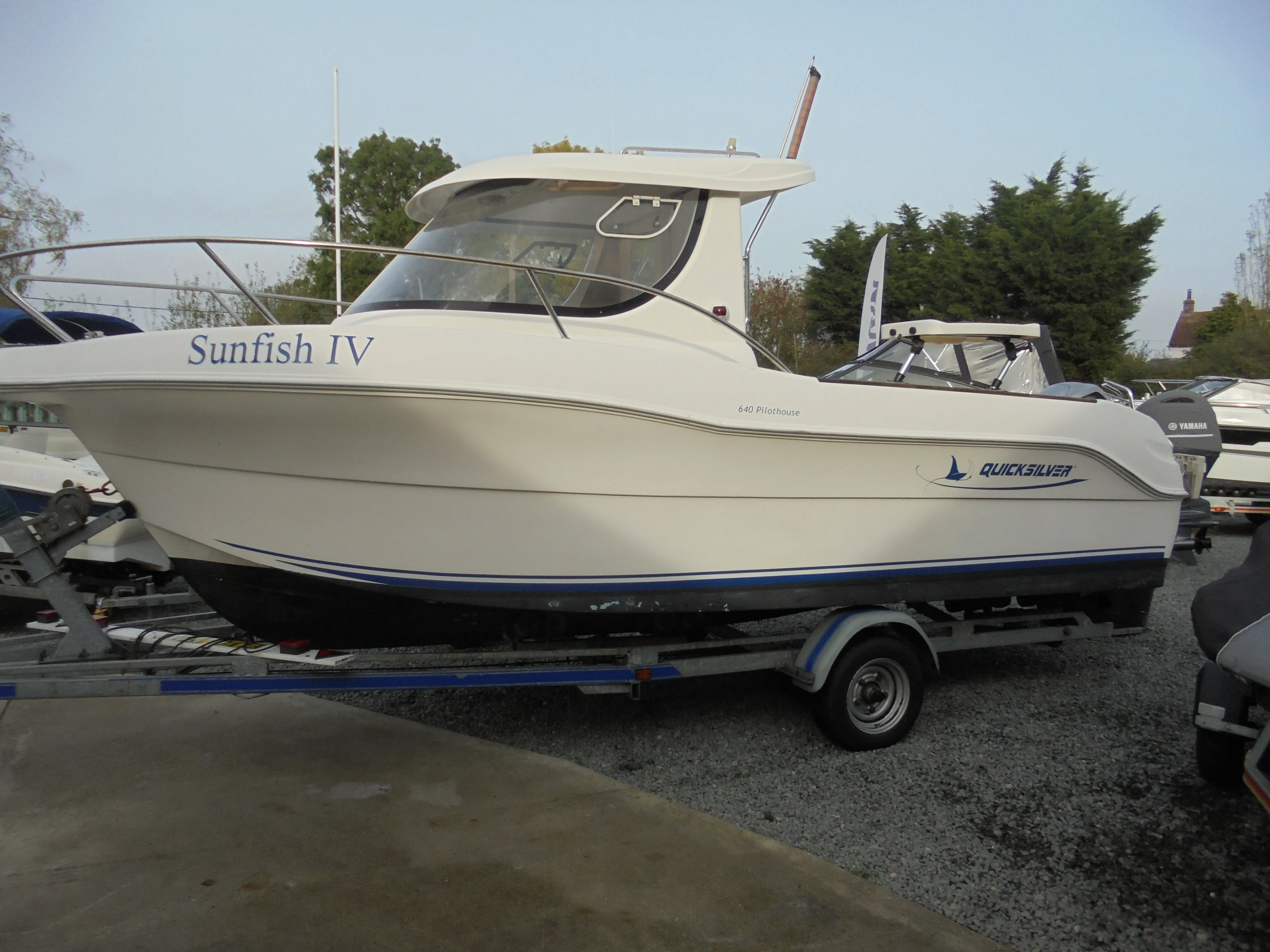 2009 Quicksilver 640 pilothouse