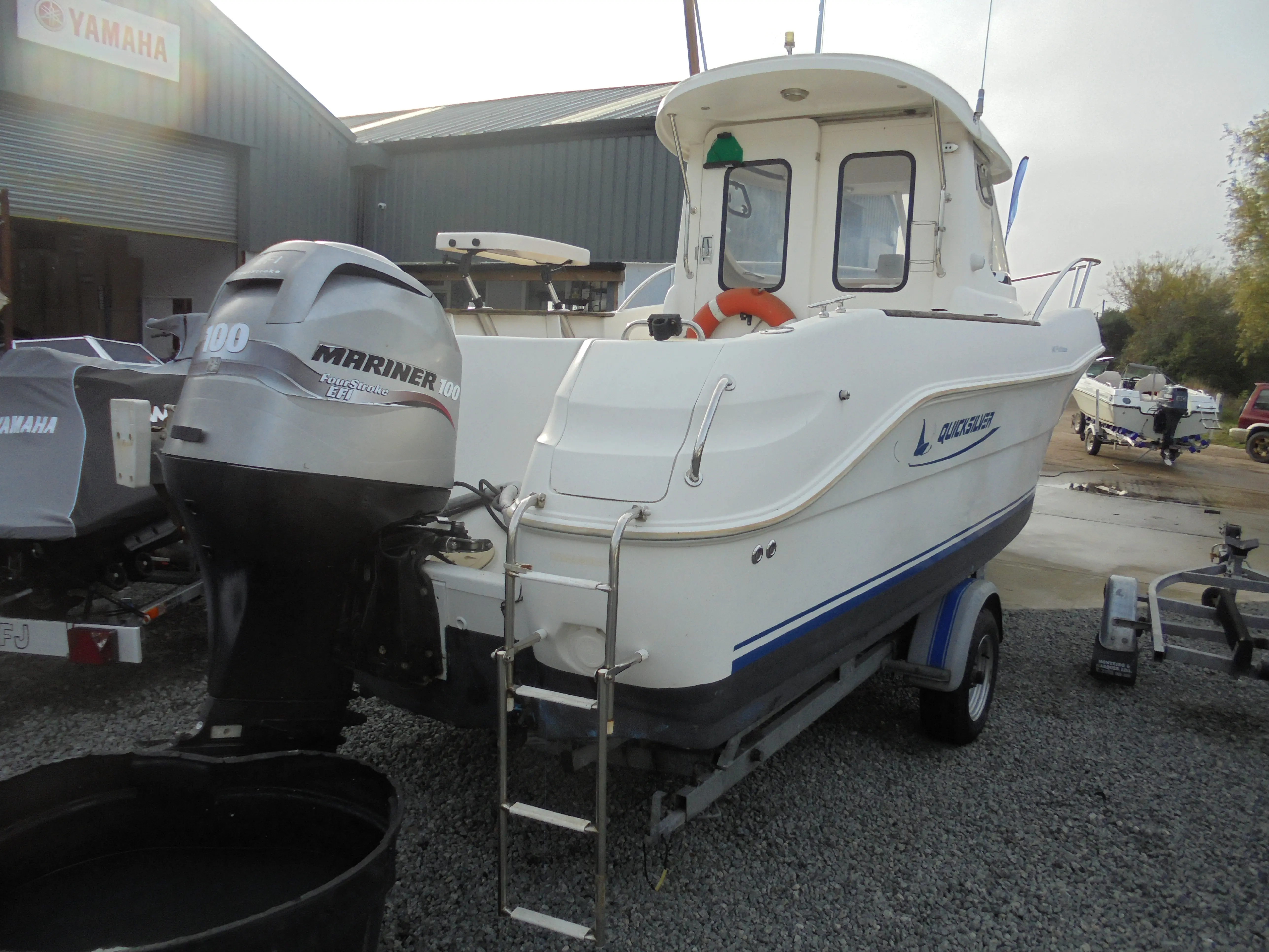 2009 Quicksilver 640 pilothouse