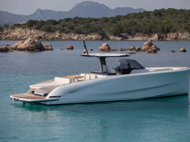 Solaris Power 44 OPEN