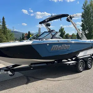 2022 Malibu Wakesetter 21LX