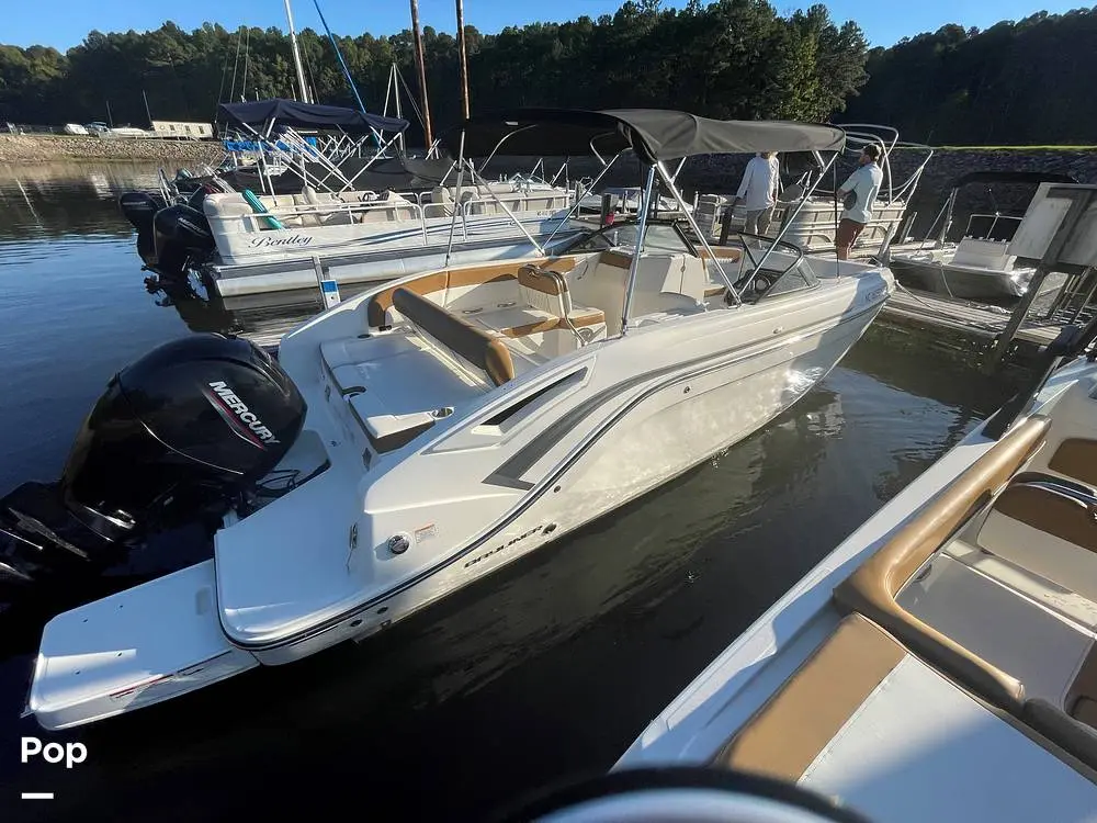 2022 Bayliner dx2200