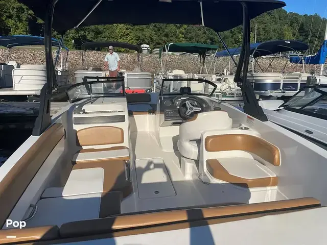 Bayliner VR6 OB