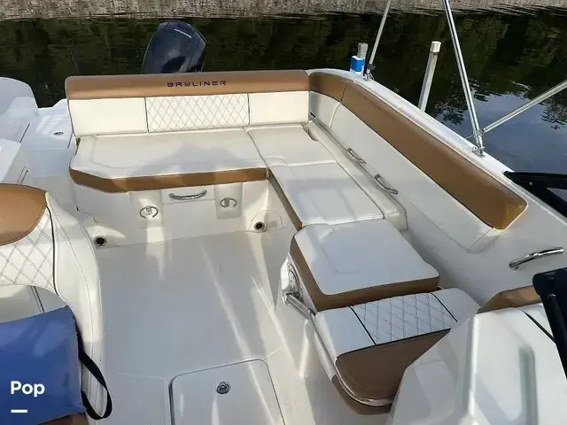 Bayliner DX2200