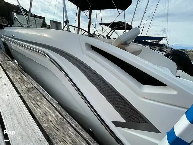 Bayliner DX2200