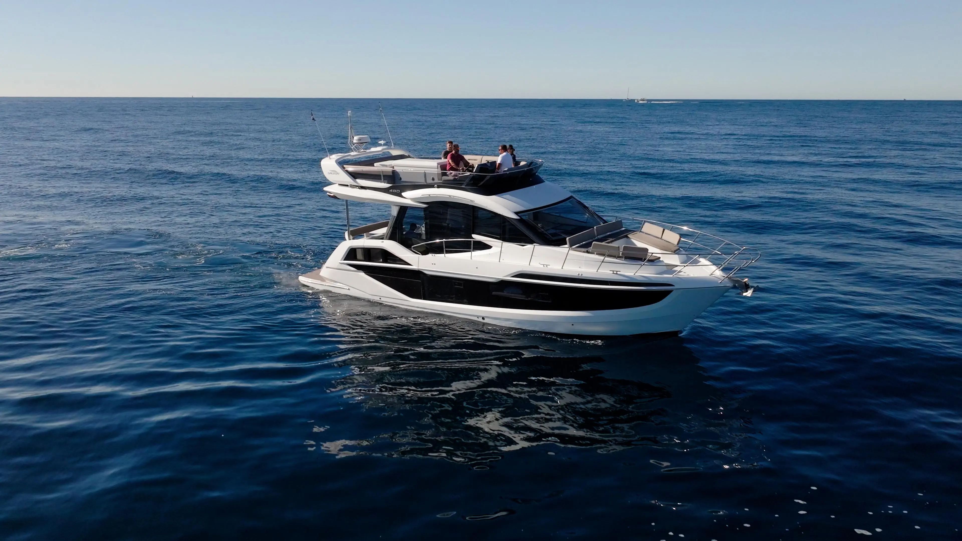 2025 Galeon 480 fly