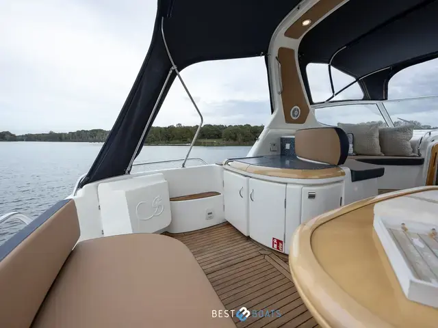 Sealine 380 Ambassador