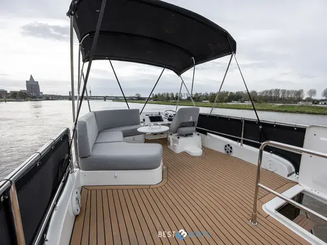 Beneteau Swift Trawler 30