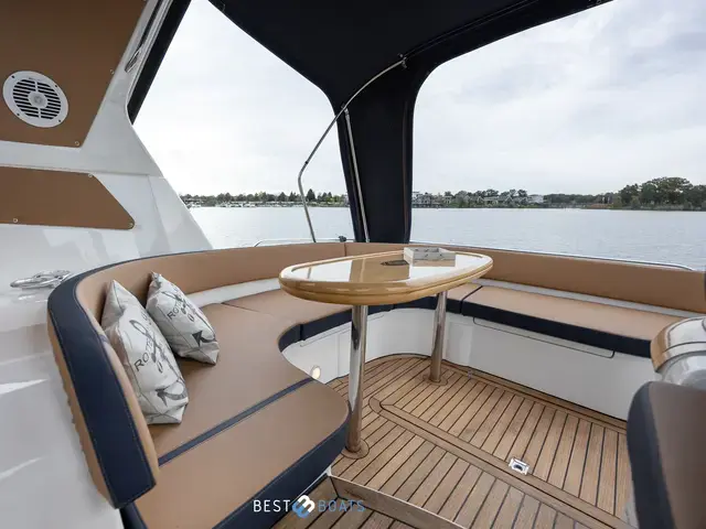 Sealine 380 Ambassador