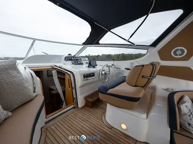 Sealine 380 Ambassador